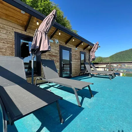 Holiday Bicaz Bungalows On The Lake Exterior photo