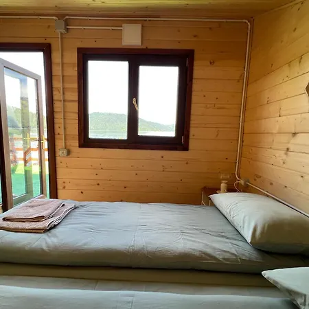 Holiday Bicaz Bungalows On The Lake Exterior photo